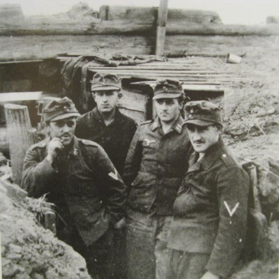 Солдаты одной из полевых частей люфтваффе недалеко от Кенигсберга, февраль 1945.jpg