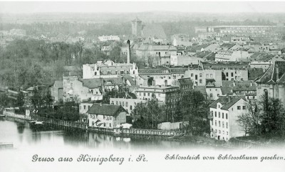 панорама с Штайндаммской кирхой сзади