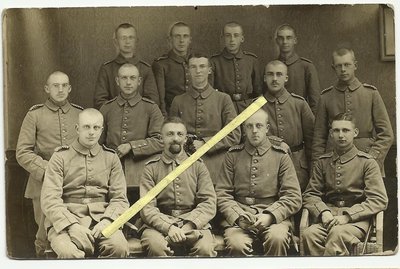 Konigsberg-1914-Einjahrig-Freiwillige-des-IR-44-Graf-Donhoff-Goldap.jpg