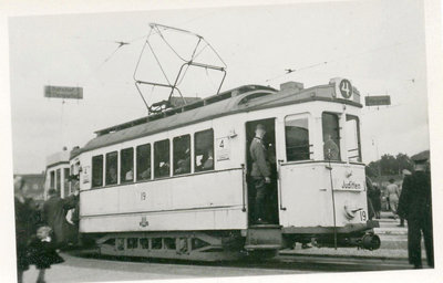 Strasenbahn-Konigsberg-Ostpreusen-Triebwagen-19-ca-1940.JPG