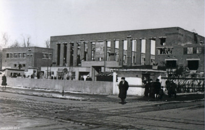 Центральный рынок 1950 Воронов.jpg